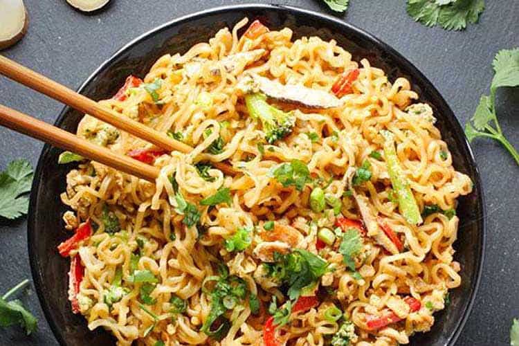 تصویر 3 از قیمت خرید نودل فوری چینی با طعم مرغ و قارچ عمده به صرفه و ارزان